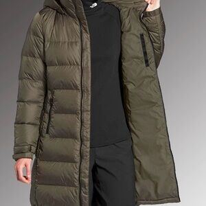 The North Face Men's Khaki Hooded Puffer Jacket